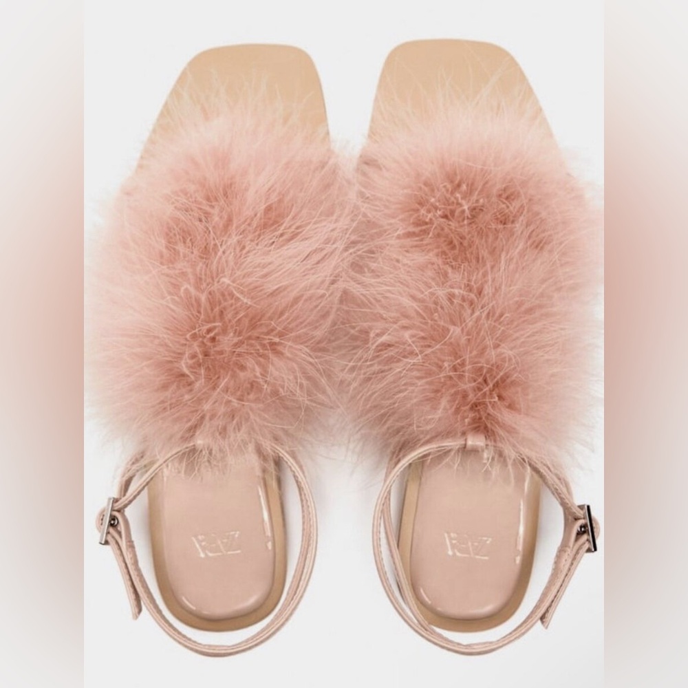 PINK FEATHER SANDALS- ZARA
